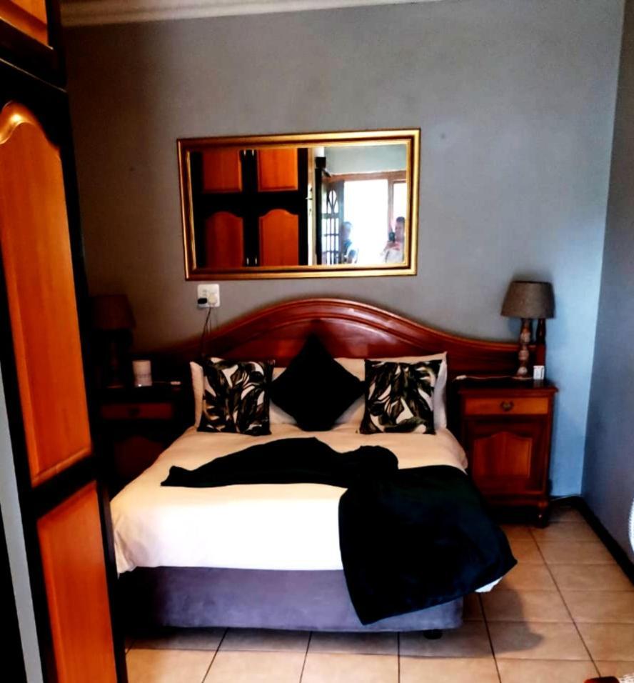 Lagoon Breeze Guest House Knysna Exterior foto